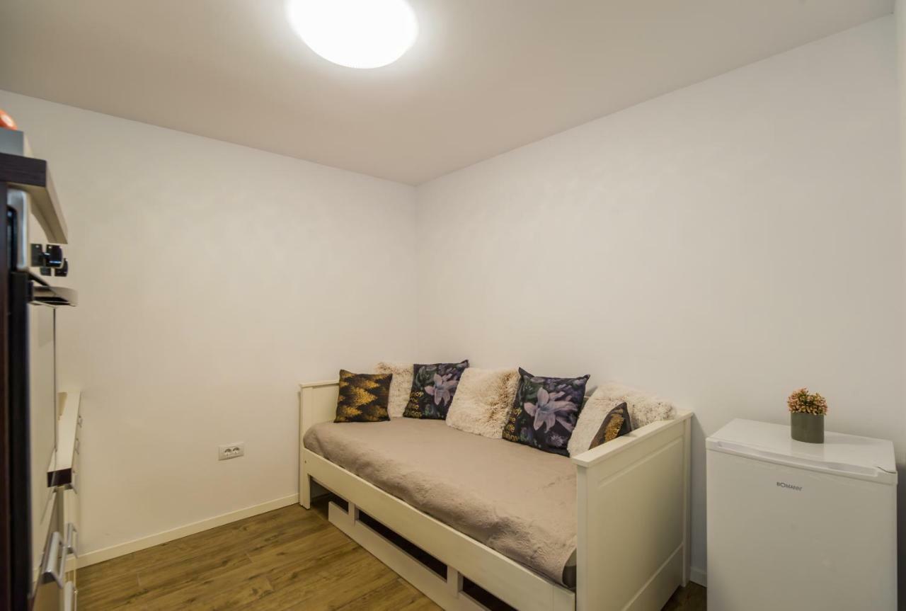 Appartamento Casa Zen Braşov Esterno foto