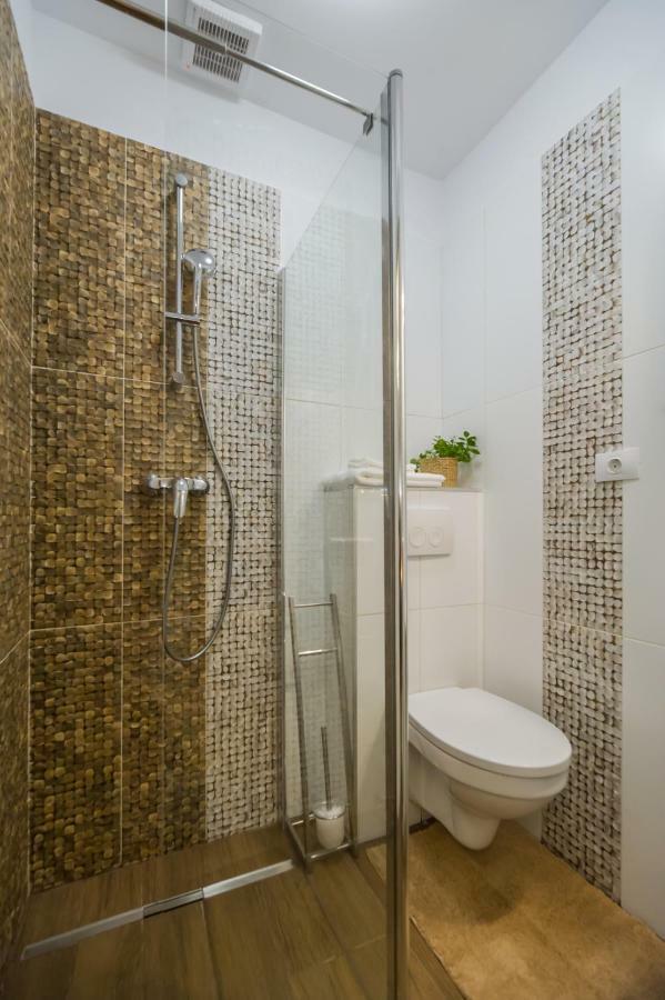 Appartamento Casa Zen Braşov Esterno foto