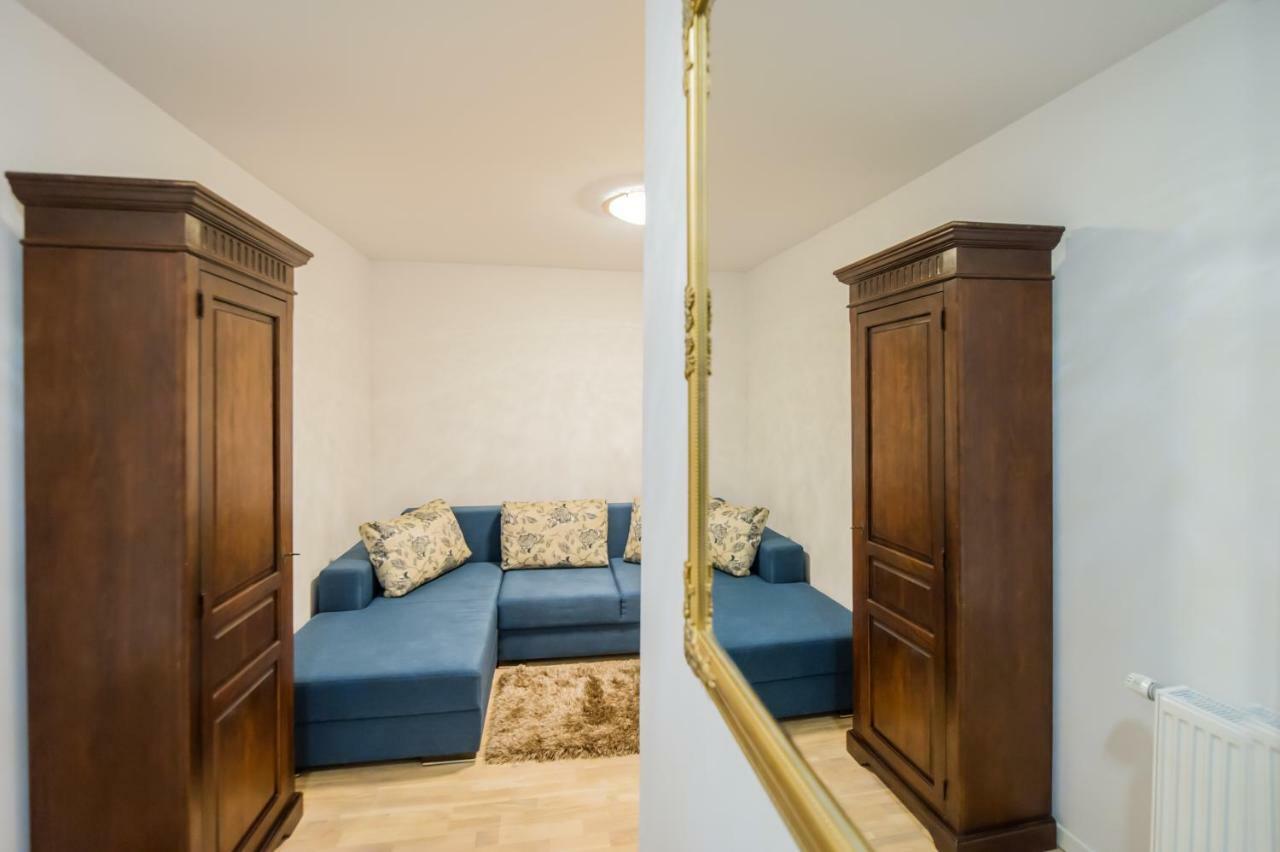 Appartamento Casa Zen Braşov Esterno foto