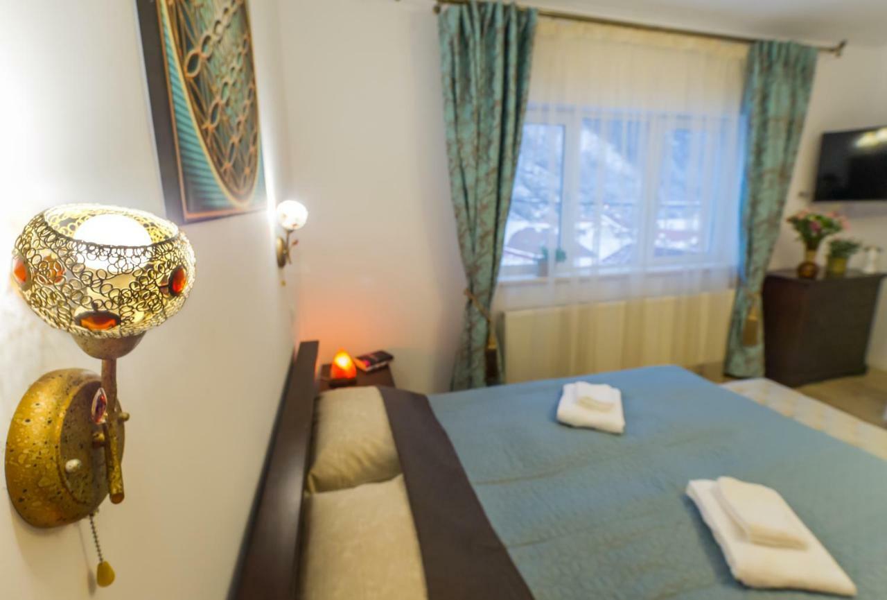 Appartamento Casa Zen Braşov Esterno foto