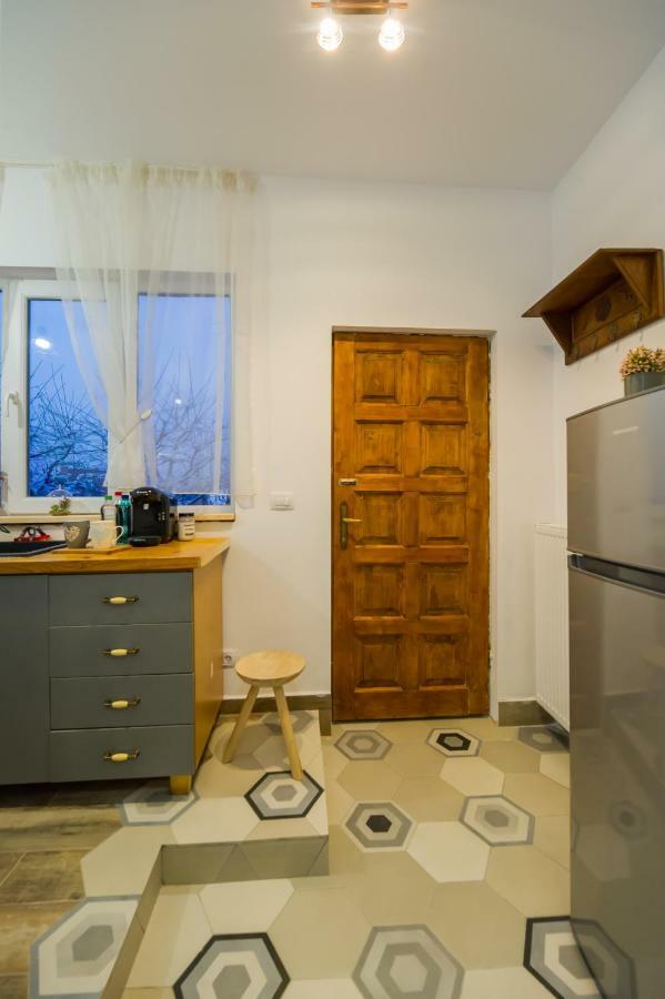 Appartamento Casa Zen Braşov Esterno foto