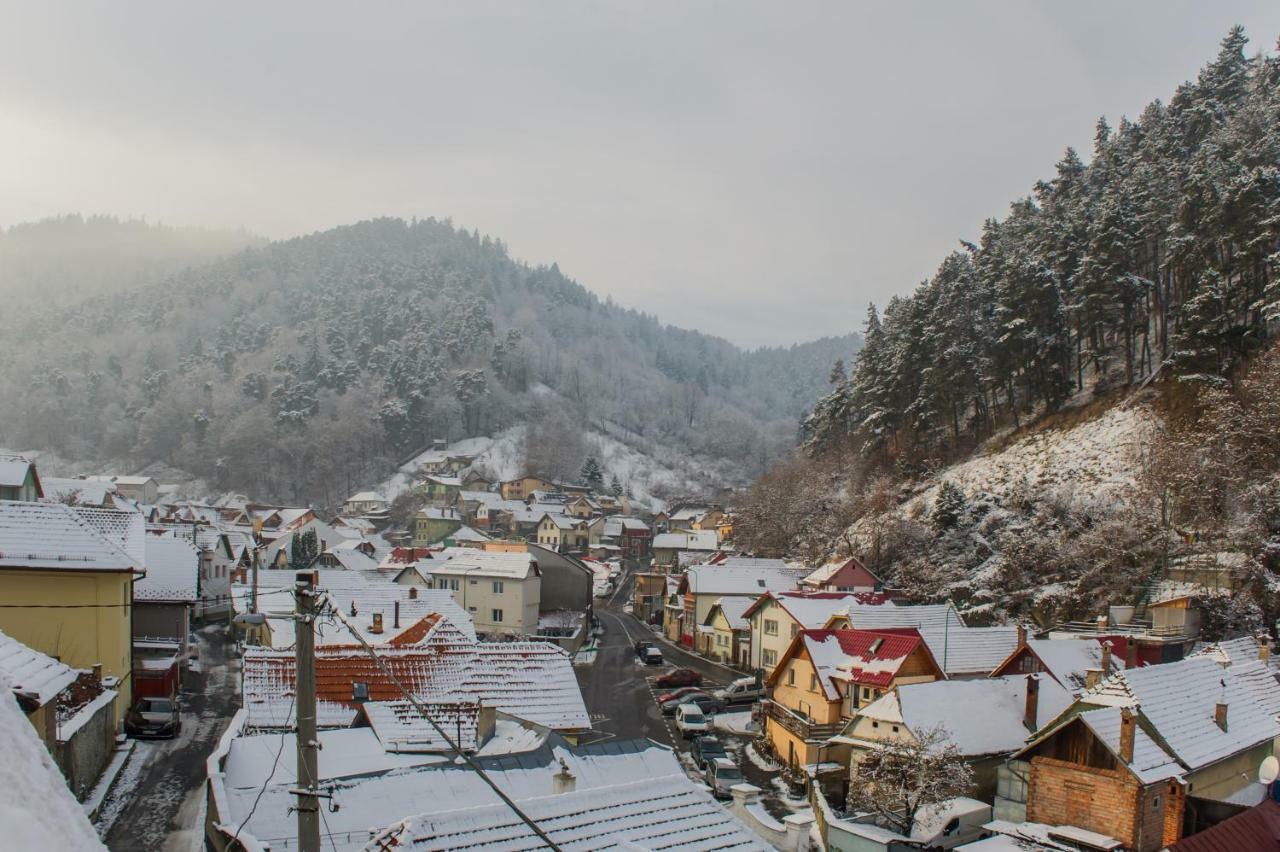 Appartamento Casa Zen Braşov Esterno foto